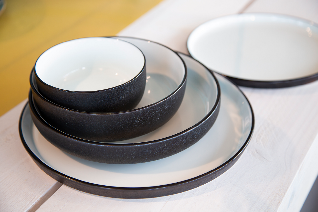 Maastricht Porselein Schaal Cosmic 16 cm 55 cl Wit Zwart